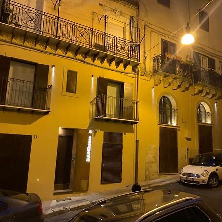 칼타니세타 Duomo House 아파트 외부 사진